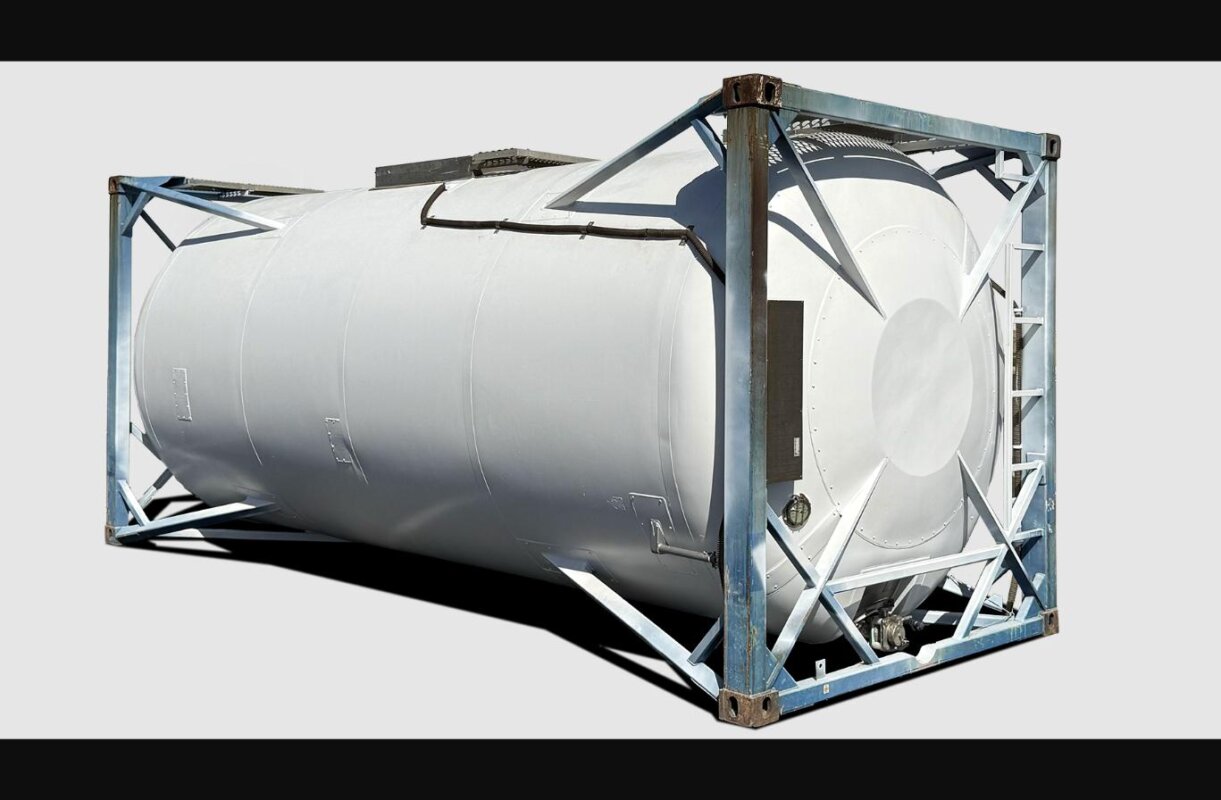 20ft Used ISO Tank Container hero studio shot - Cargo Co