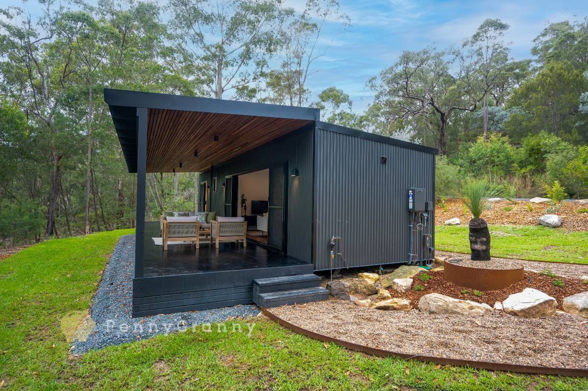 custom-portable-home-exterior-cargo-co
